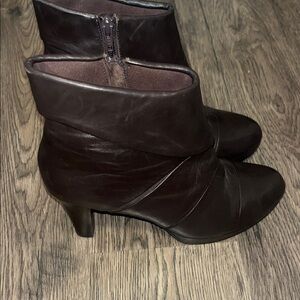 Umberto Raffini Brown leather Heeled Boots with Side Zipper size 7